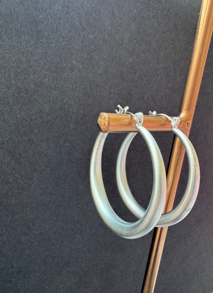 BRUSHED SILVER BOHO HOOP