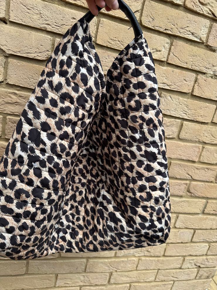 LEOPARD PRINT SLOUCH BAG