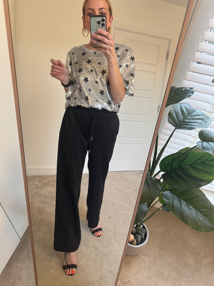 WIDE LEG RELAXED FIT TROUSER