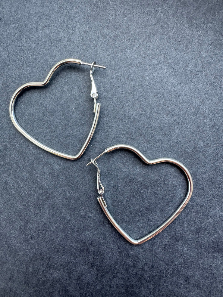 HEART HOOPS IN SILVER