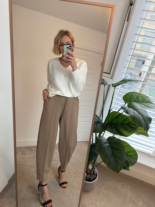 EMBELLISHED FINE KNIT JUMPER