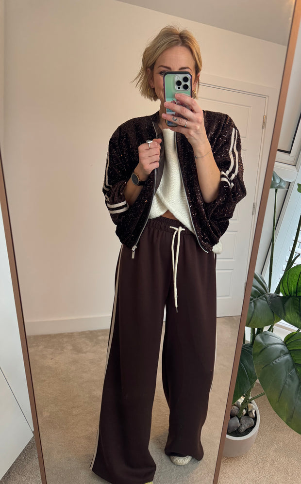 WRAP JUMPER IN CREAM