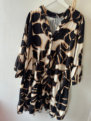 PRINTED SMOCK IN BLACK -  The Style Society Boutique 