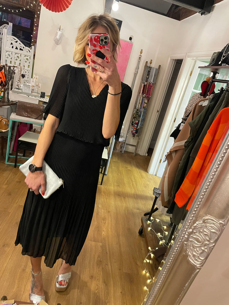 PLEATED DRESS IN BLACK -  The Style Society Boutique 
