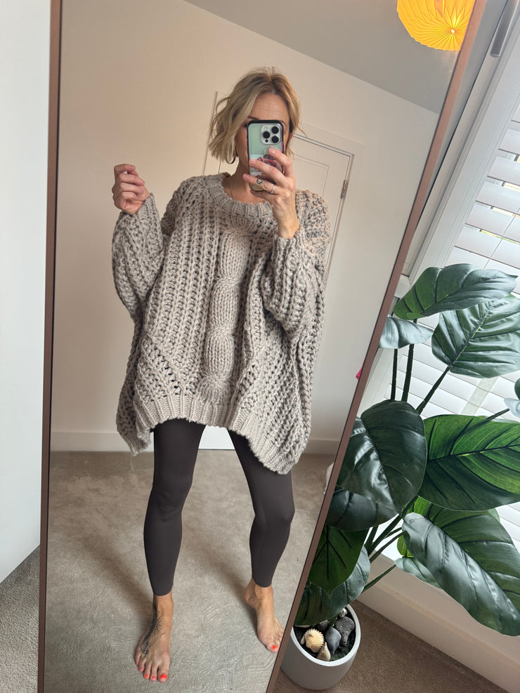 LUXE SUPERSIZED CABLE KNIT JUMPER IN FAWN