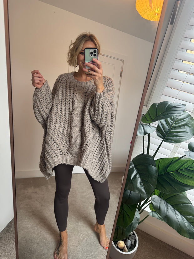 LUXE SUPERSIZED CABLE KNIT JUMPER IN FAWN