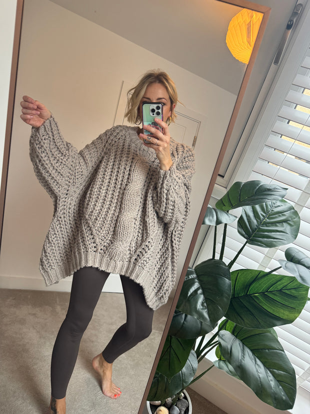 LUXE SUPERSIZED CABLE KNIT JUMPER IN FAWN
