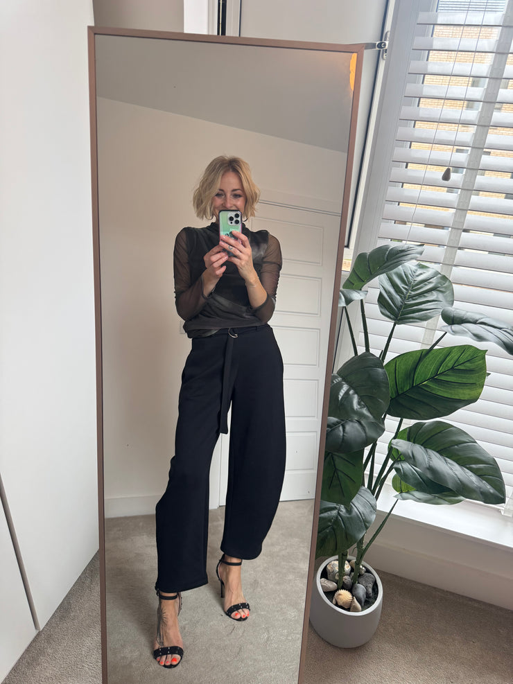 BALLOON TROUSER IN BLACK