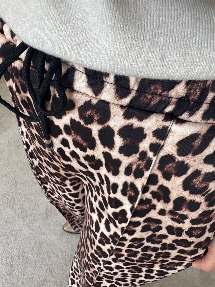 LEOPARD PRINT TROUSER