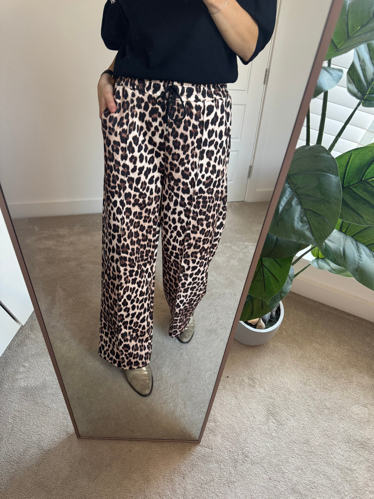 LEOPARD PRINT TROUSER